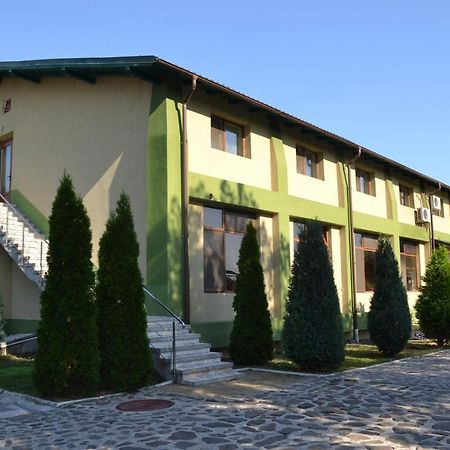 Motel Mesterul Manole Curtea de Argeş Buitenkant foto